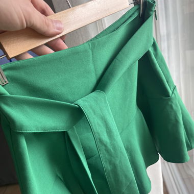 Jupe short, Zara verte