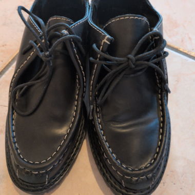 Scarpe stringate nere in pelle