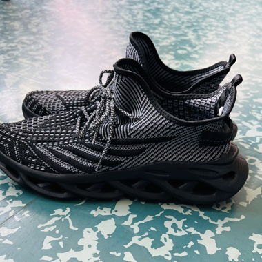 Black Knit Sneakers EU 43