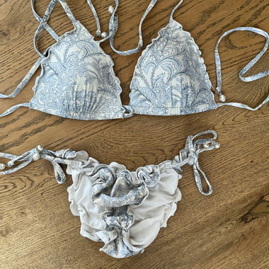 Ensemble bikini avec perles
