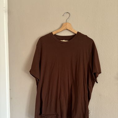T-shirt marron