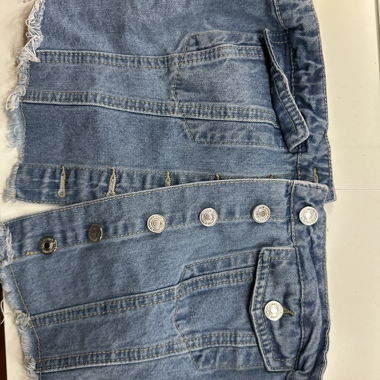 top in jeans blu con bottoni