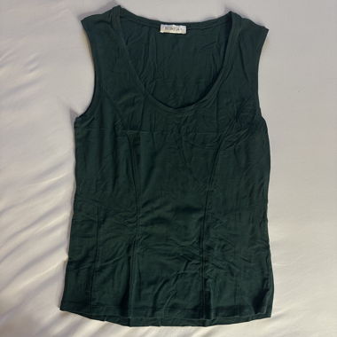 top verde scuro