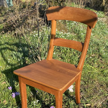 5 schöne Teakholz Stühle zu verkaufen