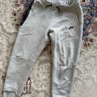 bas jogging nike tech