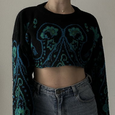 Vintage cropped sweater