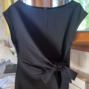 BOAT NECK STRIPE KNOTTED 