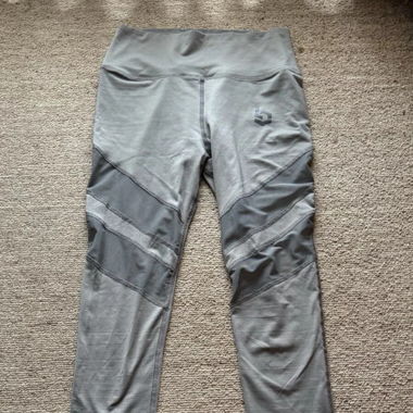 Graue Sport Leggins
