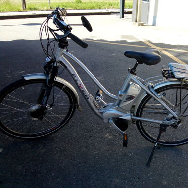 Vélo électrique dames, FLYER