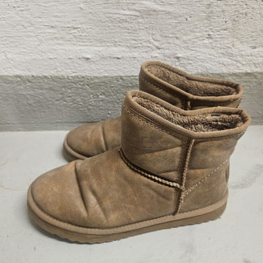 Stivaletti invernali foderati marroni
