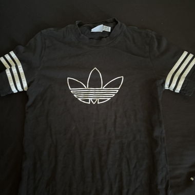 Adidas black T-shirt
