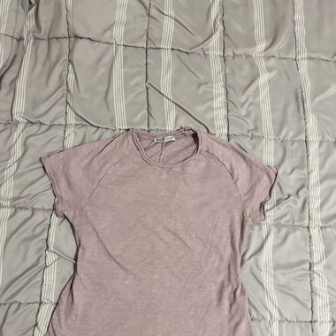 Pinkes Tshirt leicht durchsichtig 