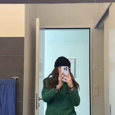 Grüner Sweatshirt-Pullover