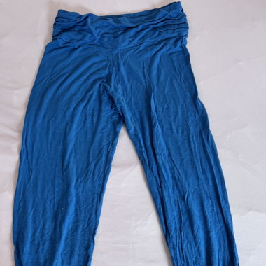 Pantaloni larghi