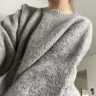grauer kuschel pullover