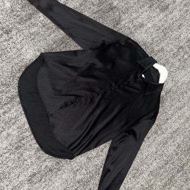 Black shirt