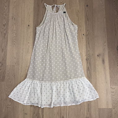 Robe-chemise beige/crème à pois blancs mignonne