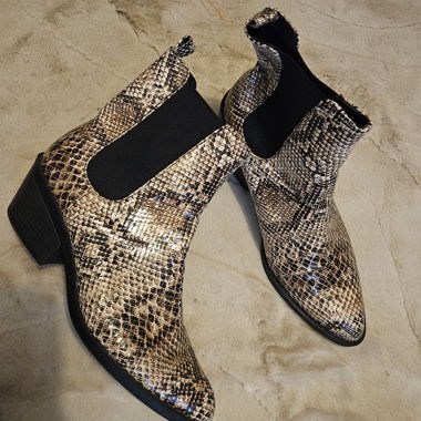 MONKI COWBOY BOOTS GR 38