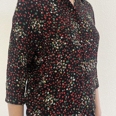 Blusa fluida a fiori