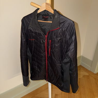 Comfortable lightweight jacket from Mammut