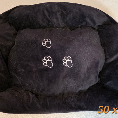 Cat bed / dog bed 50 x 70 cm black