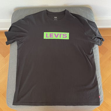 T-shirt Levi’s nero con logo verde – Relaxed fit – L