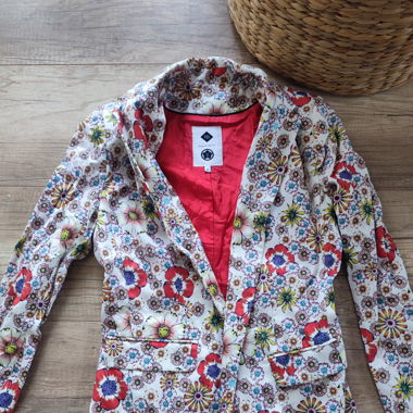 Veste fleurie 