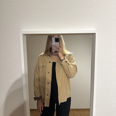 Giacca in velluto a coste beige Zara