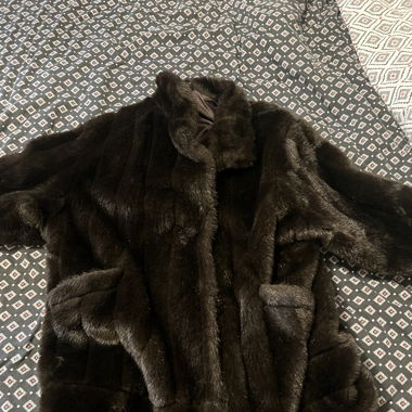 Manteau en fausse fourrure réversible 