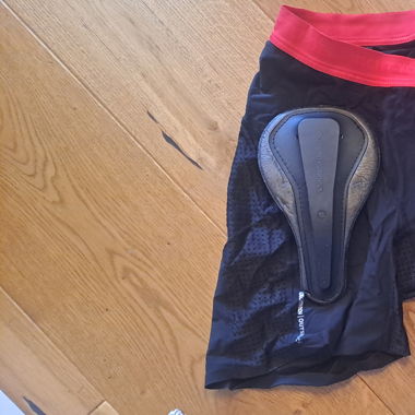 Coquille protection femme
