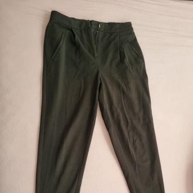 Schwarze Stoffhose