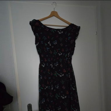 Robe noire dessins de noeuds taille XL