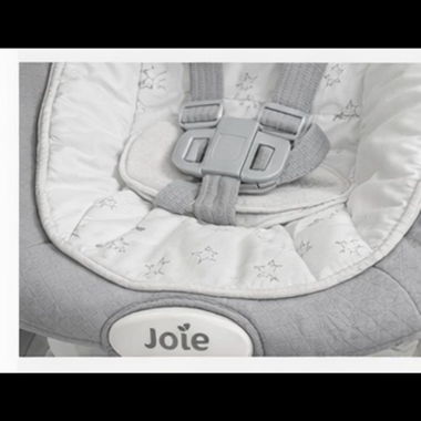 Dondolo Joie per bebè grigio bianco