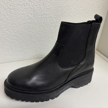 Schuhe ungetragen
