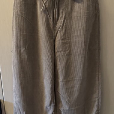 Pantaloni in velluto a coste Only con cintura da annodare, taglia M