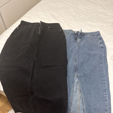 Jupes en jeans neuves 
