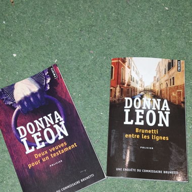 Livres de poches Brunetti