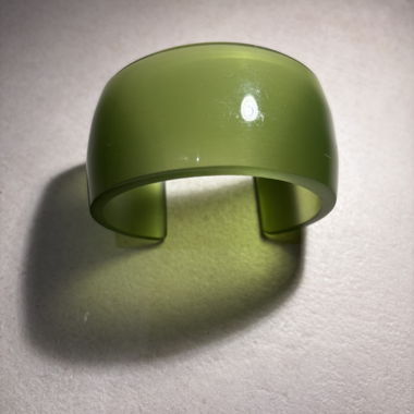 Bracelet en résine verte