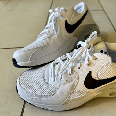 Nike Air Max Excee blanches - taille 44