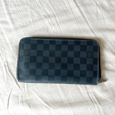 Louis Vuitton Wallet in Damier Graphite canvas