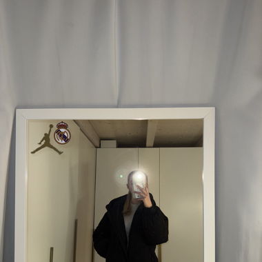 Schwarze Winterjacke  (Steppjacke)