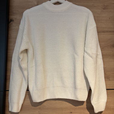 Set of 4 Sweaters