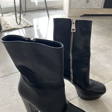 Bottines en cuir GUCCI 39.5