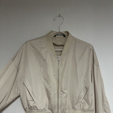 Thin jacket