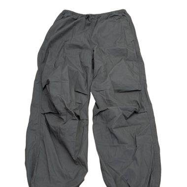 parachute pants grey