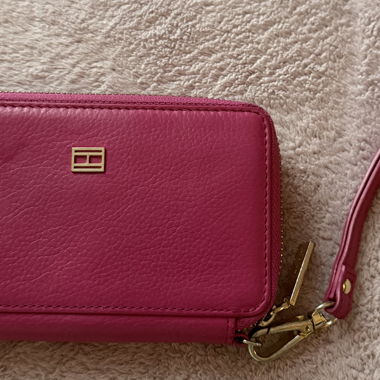 Portafoglio in pelle rosa Tommy Hilfiger