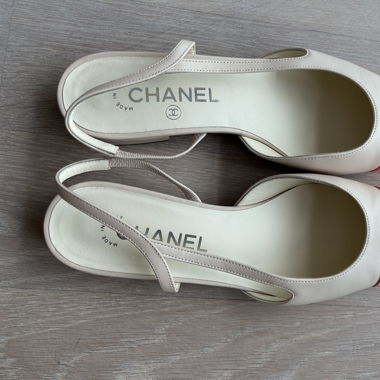 Chanel slingbacks size 38.5