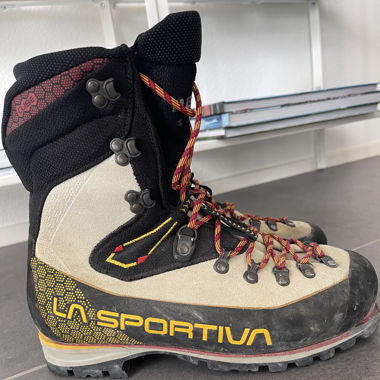 La Sportiva Nepal Cube Damen