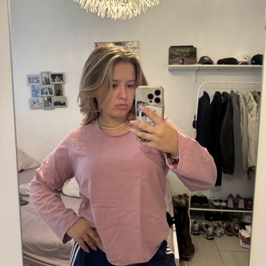 stussy sweater