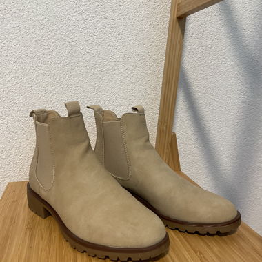 beige Ankle Boots